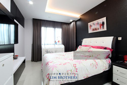 Woodsvale (D25), Condominium #183026142